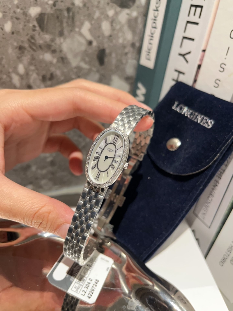 LONGINES